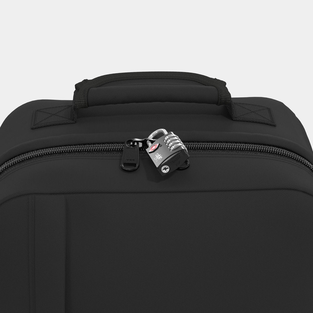 CABINZERO Classic Backpack 28L