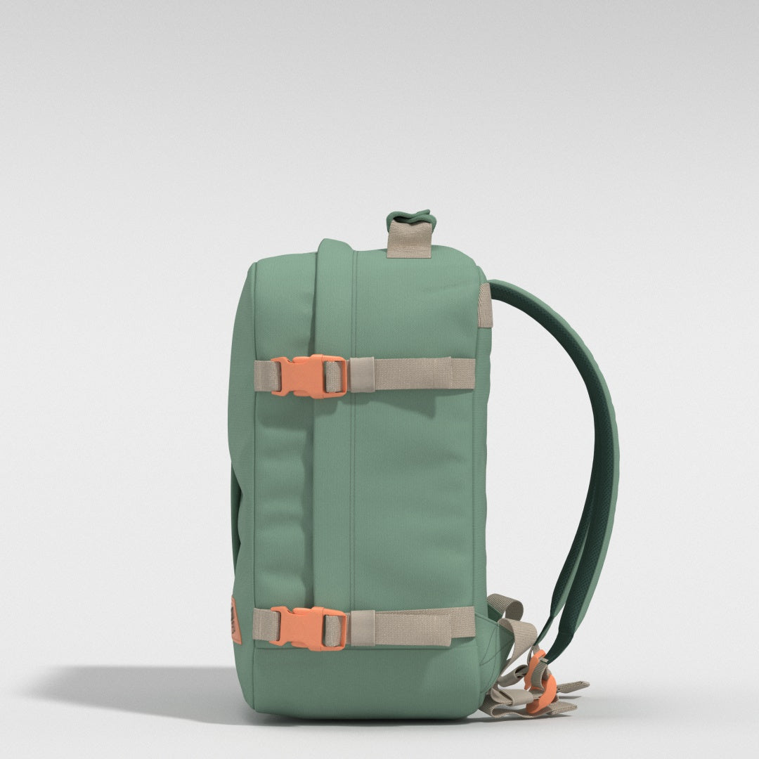 Classic Cabin Backpack 28L Sage Forest