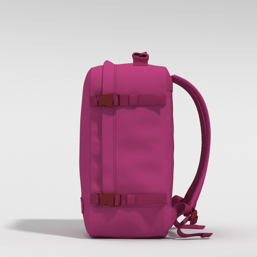 Classic Cabin Backpack 36L Lovestruck Pink