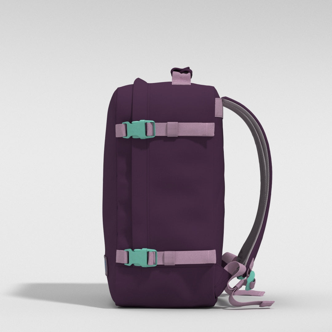 Classic Cabin Backpack 36L Midnight Purple