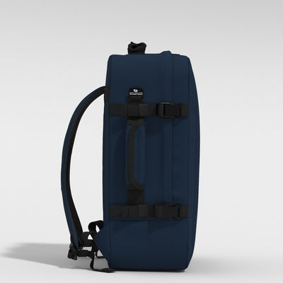 Classic Cabin Backpack 44L Navy