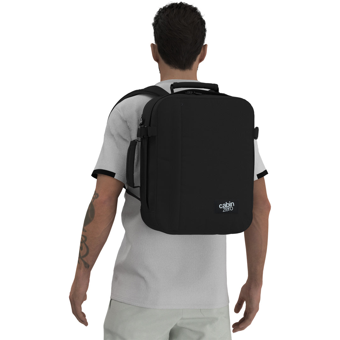 Cabinzero Classic Tech 28L Absolute Black